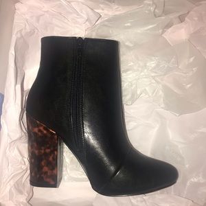 tortoise shell booties